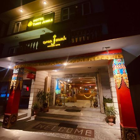 Three Jewels Boutique Hotel Pokhara Eksteriør billede