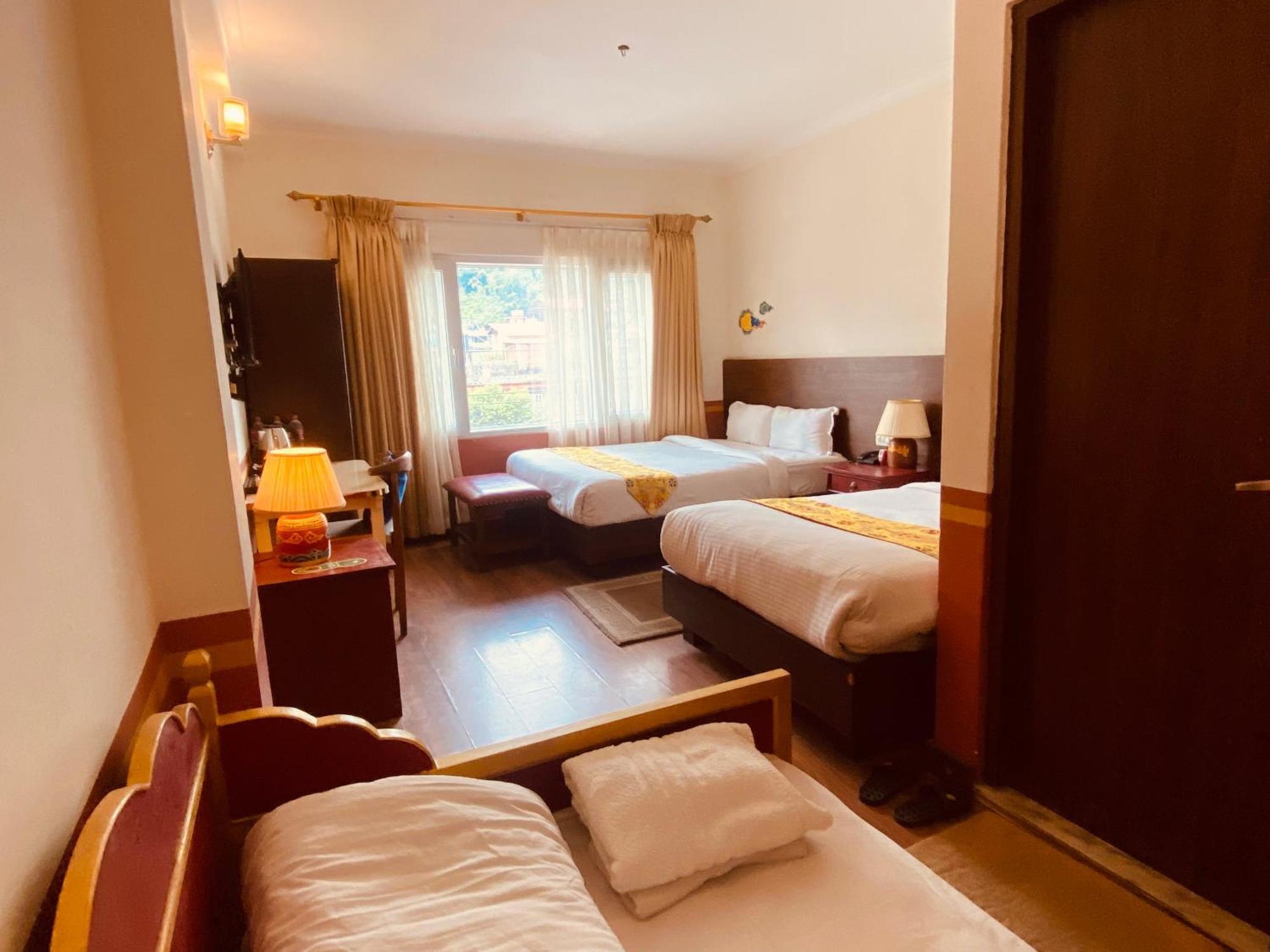 Three Jewels Boutique Hotel Pokhara Eksteriør billede
