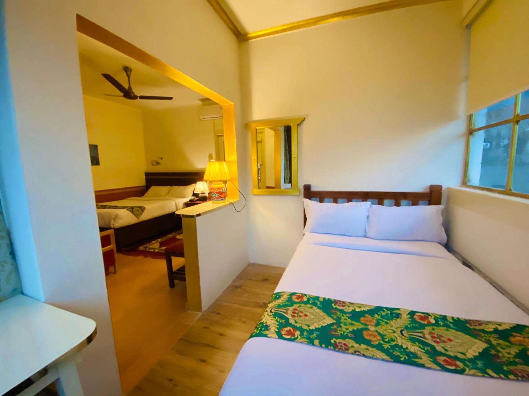 Three Jewels Boutique Hotel Pokhara Eksteriør billede