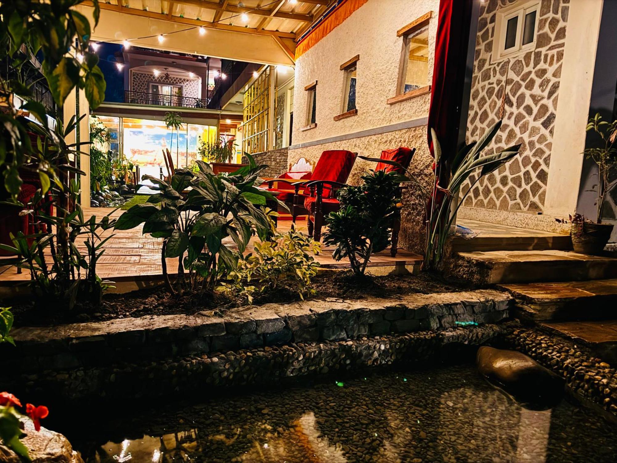 Three Jewels Boutique Hotel Pokhara Eksteriør billede